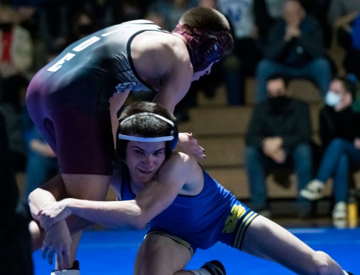 Newberg.Glencoe.wrestling.Taylor-Balkom.41